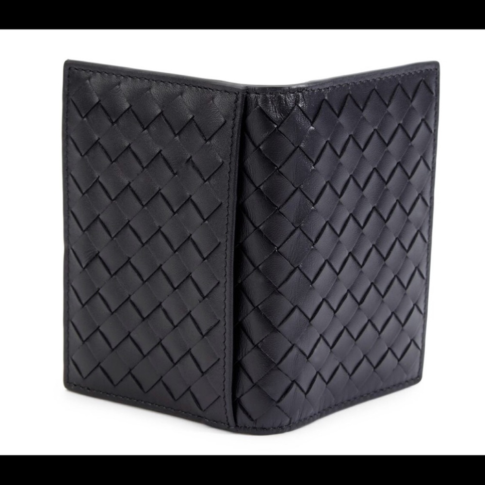 BOTTEGA VENETA MENS WALLET